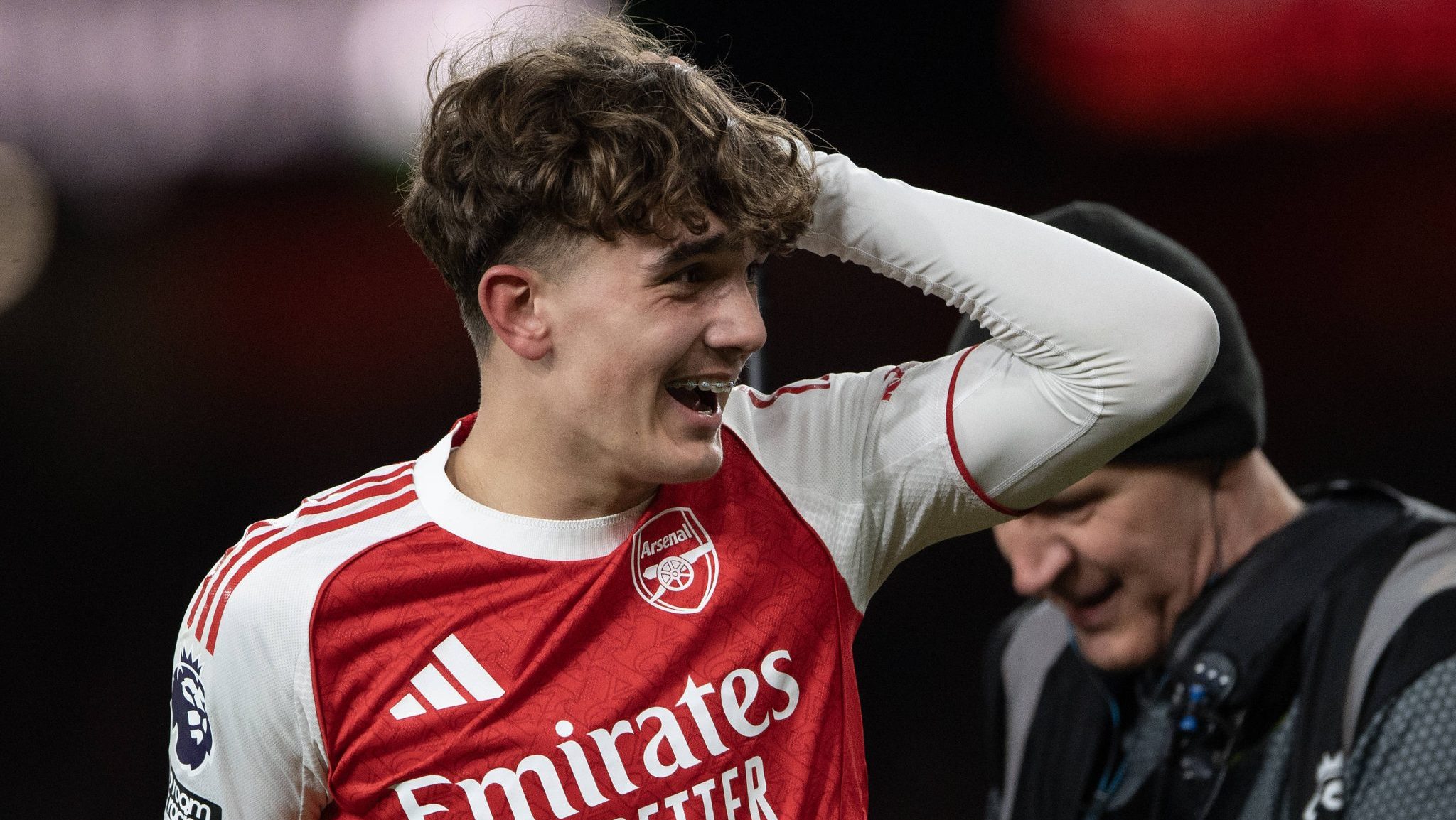 &lsquo;Estilo do Kak&aacute;&rsquo;: Nova sensa&ccedil;&atilde;o do Arsenal encantou t&eacute;cnico brasileiro aos 14 anos