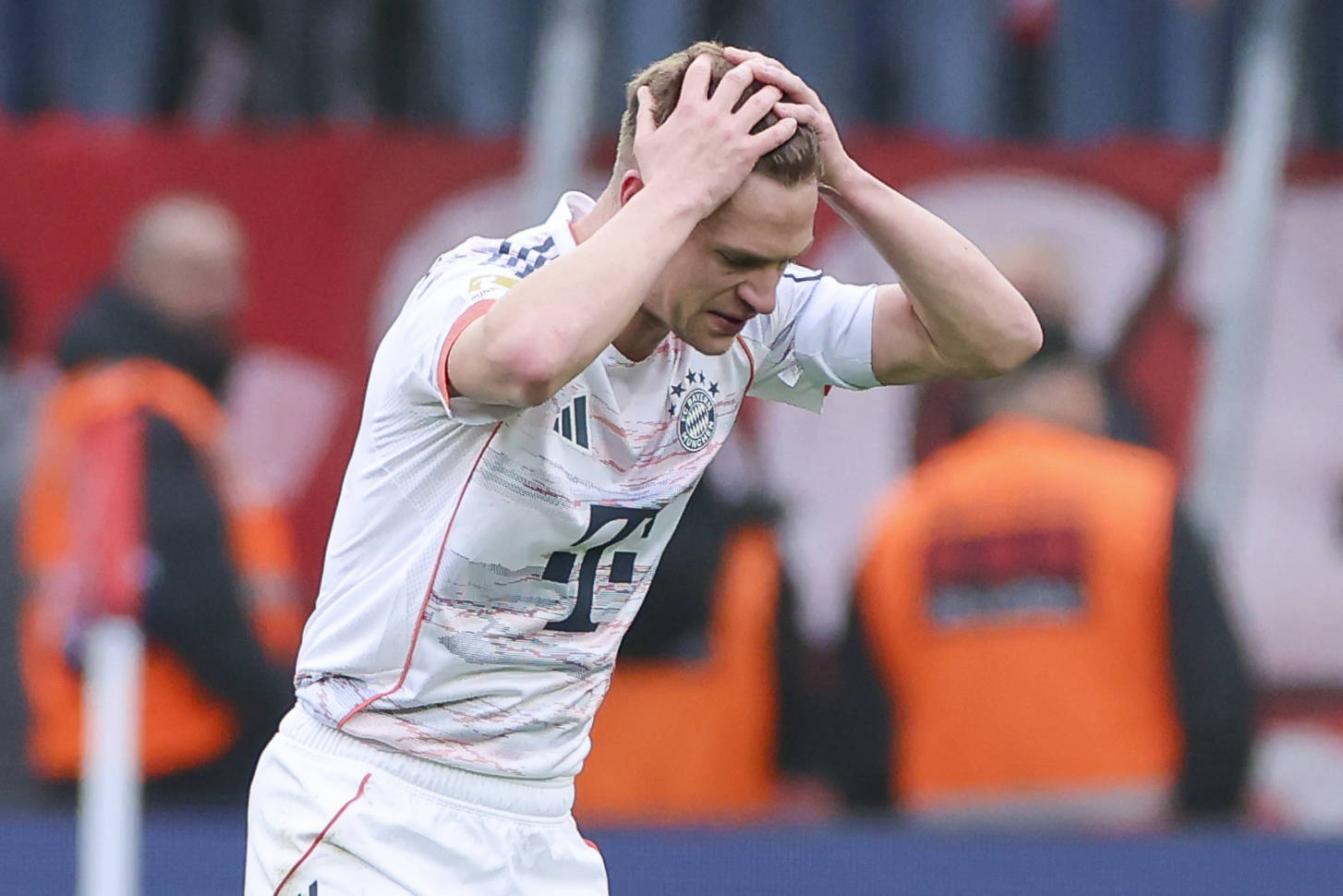 Kimmich lamenta partida do Bayern