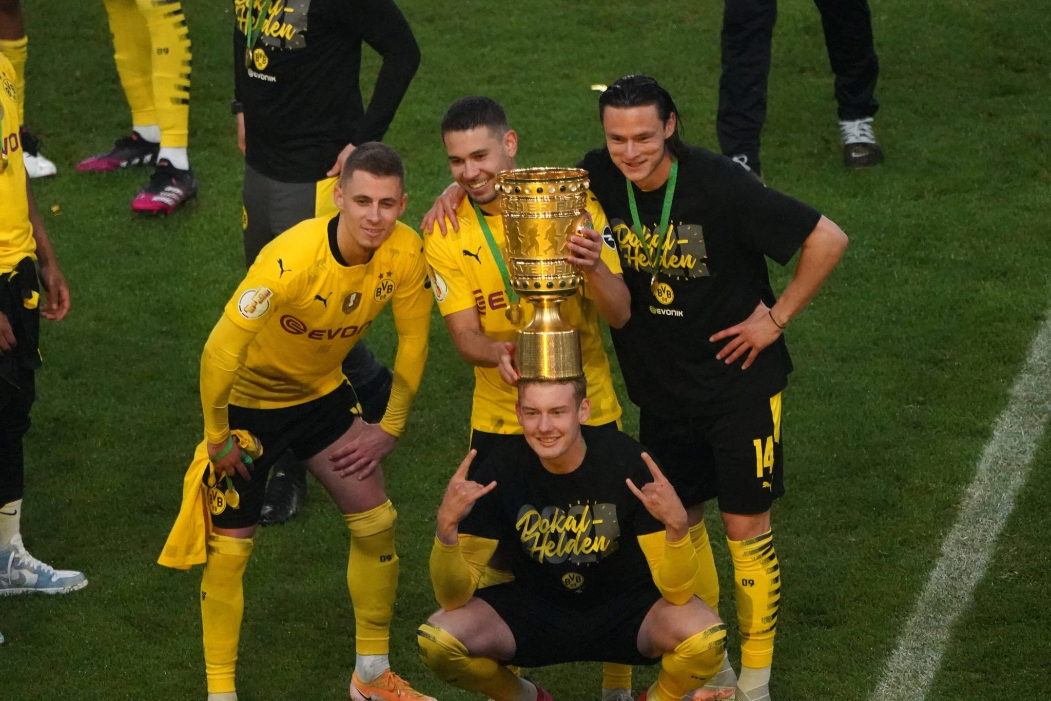 Julian Brandt foi campe&atilde;o da Copa da Alemanha com o Borussia Dortmund em 2020/21 (Foto: Imago)