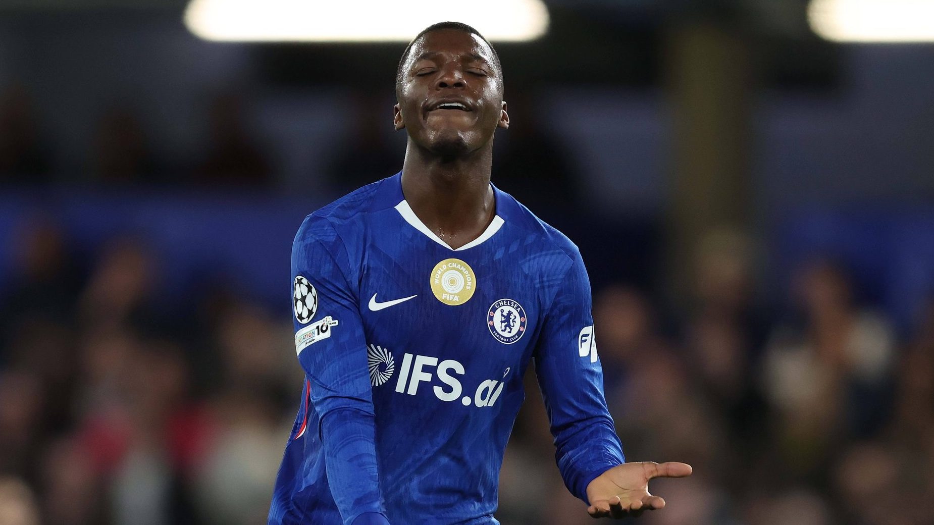 Elimina&ccedil;&atilde;o constrangedora do Chelsea para o PSG recai sobre dois respons&aacute;veis