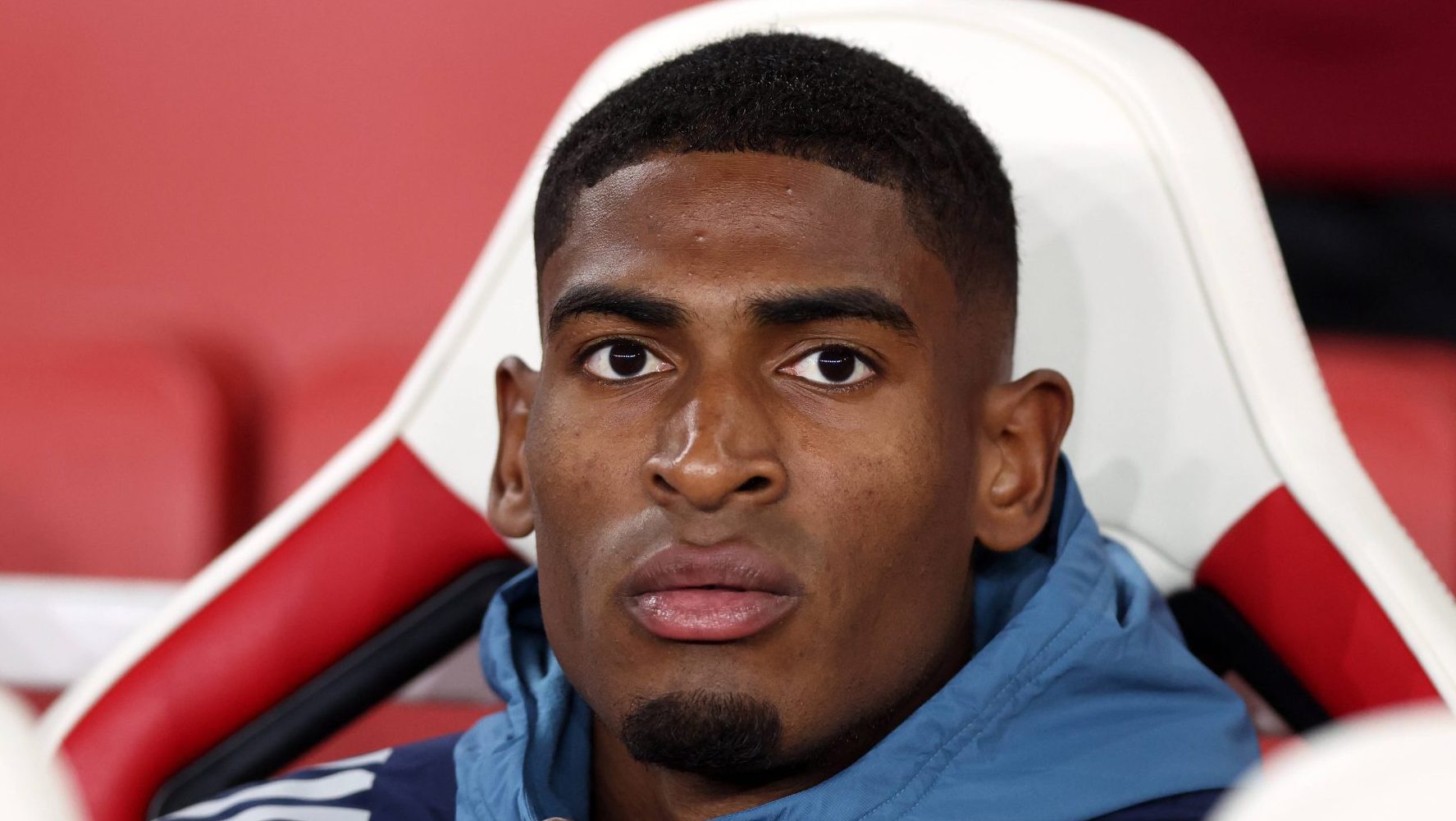 A bonita trajet&oacute;ria de pe&ccedil;a importante do Arsenal em convoca&ccedil;&atilde;o in&eacute;dita &agrave; Espanha