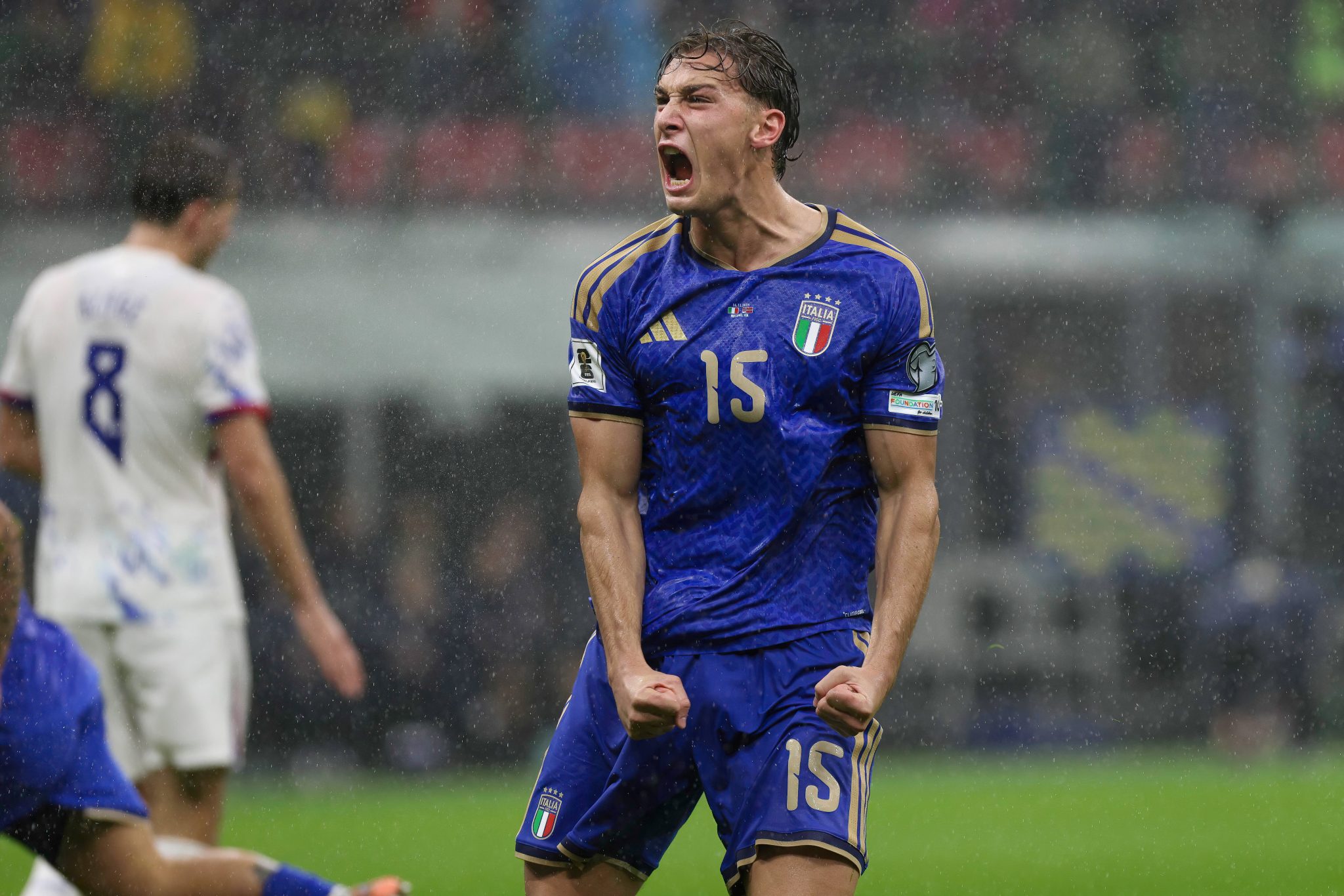 Francesco Pio Esposito pela sele&ccedil;&atilde;o italiana (Foto: Imago/Pacific Press Agency)