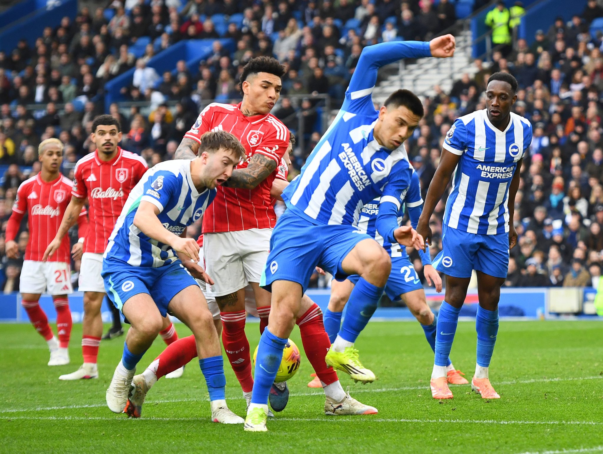 Igor Jesus pelo Nottingham