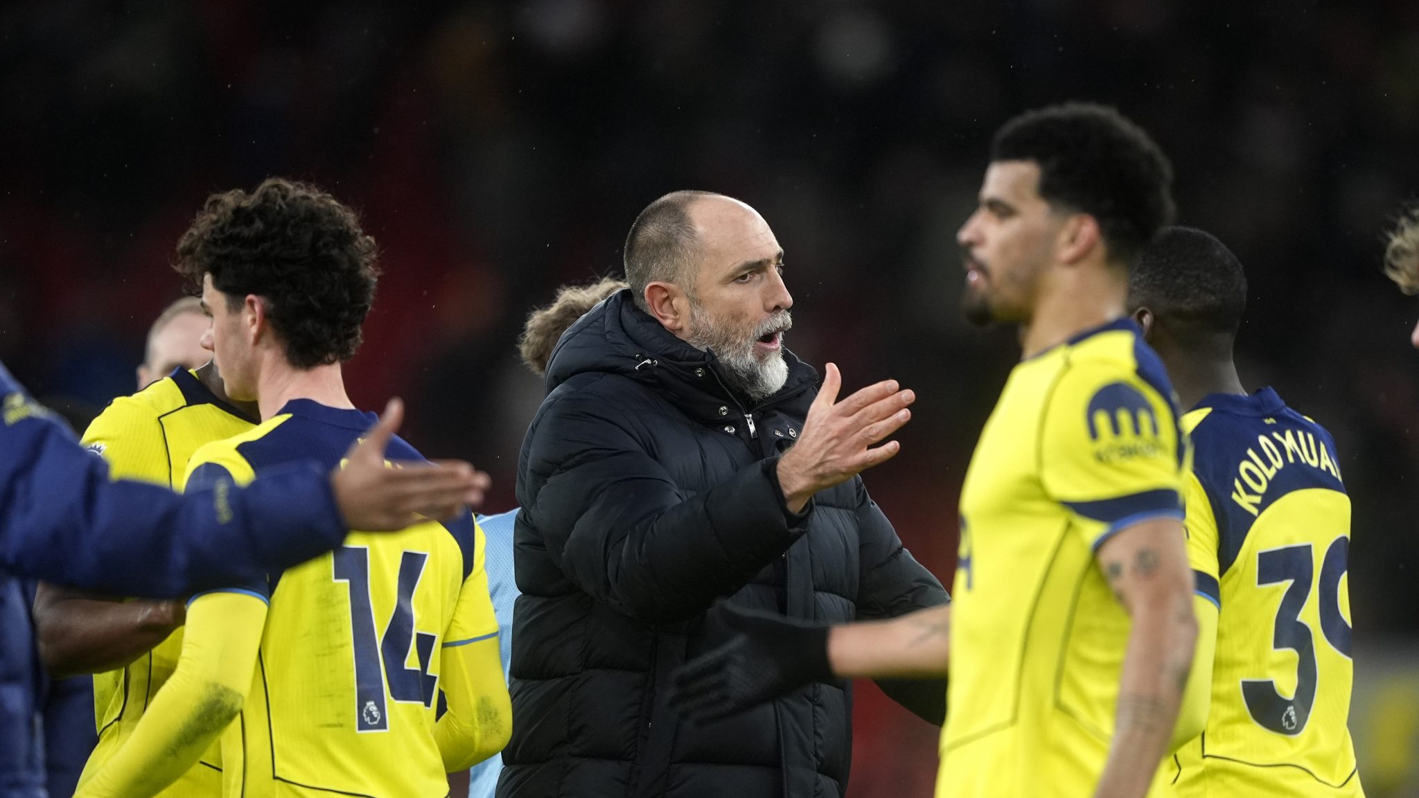 Tim Vickery: Tottenham inova em sofrimento com Tudor