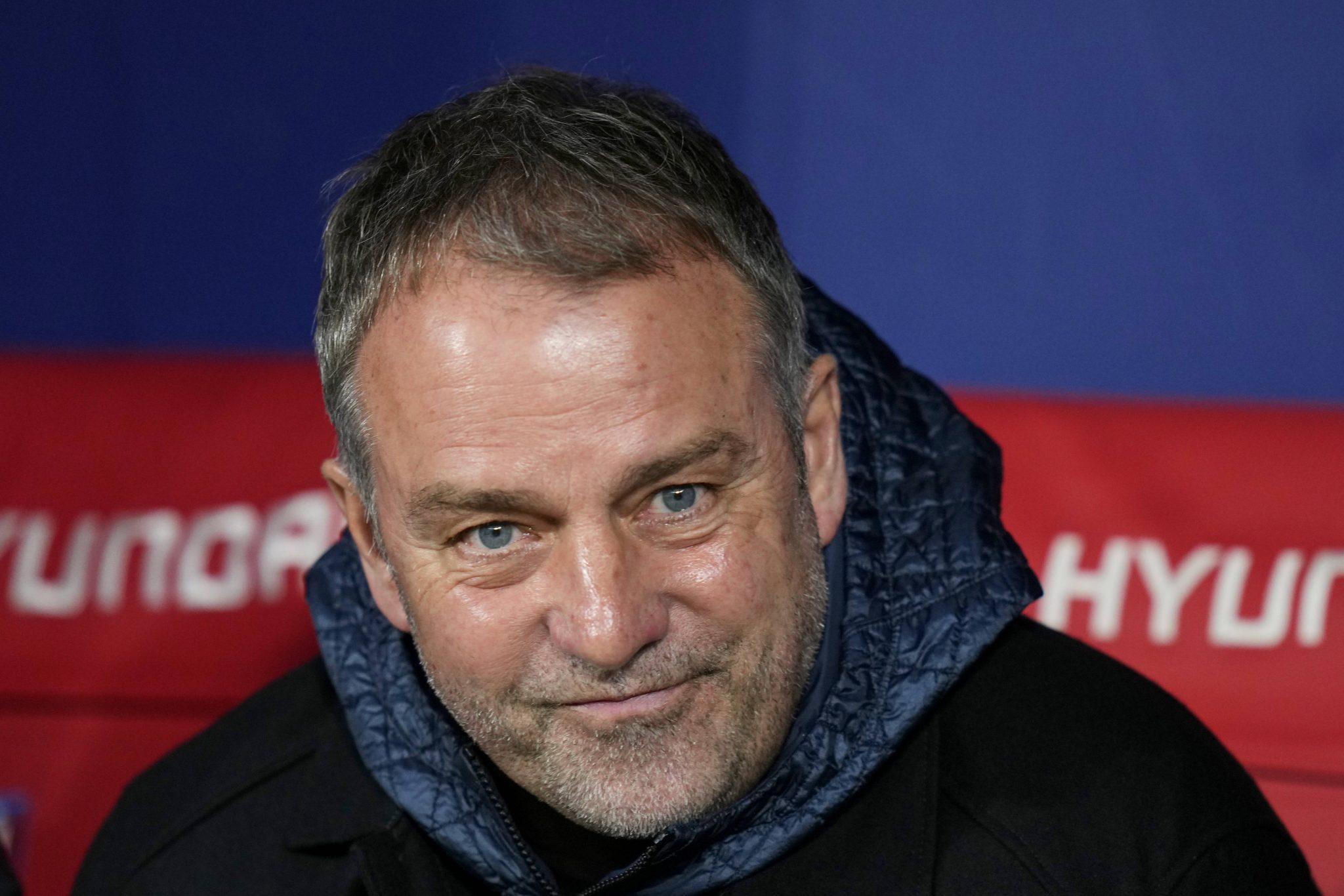 T&eacute;cnico do Barcelona: &lsquo;Ele faz todo mundo jogar melhor. Muda o jogo e se conecta com o time&rsquo;