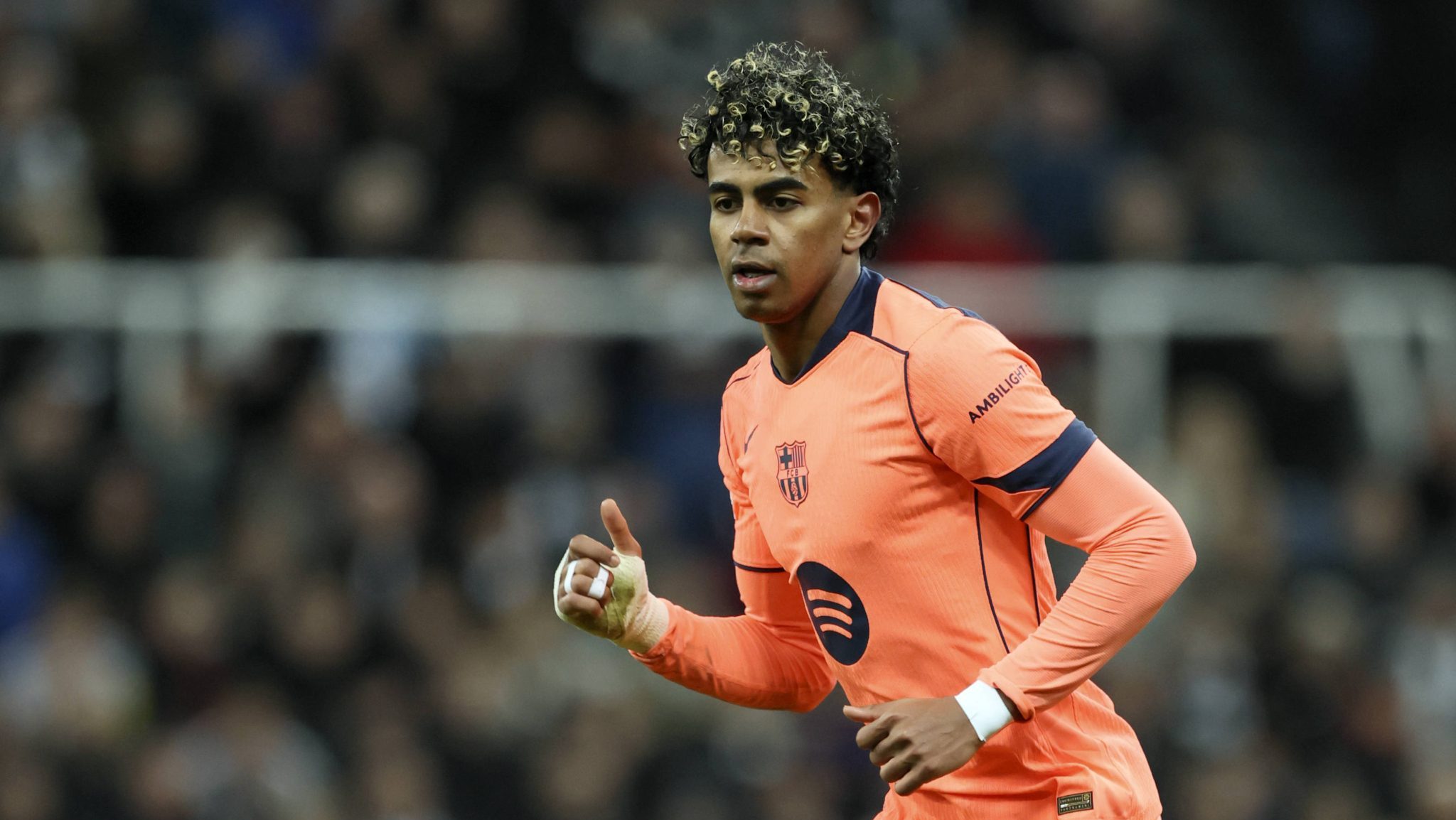 Barcelona d&aacute; sorte em empate com Newcastle impondo dificuldade que time n&atilde;o encontra na Espanha