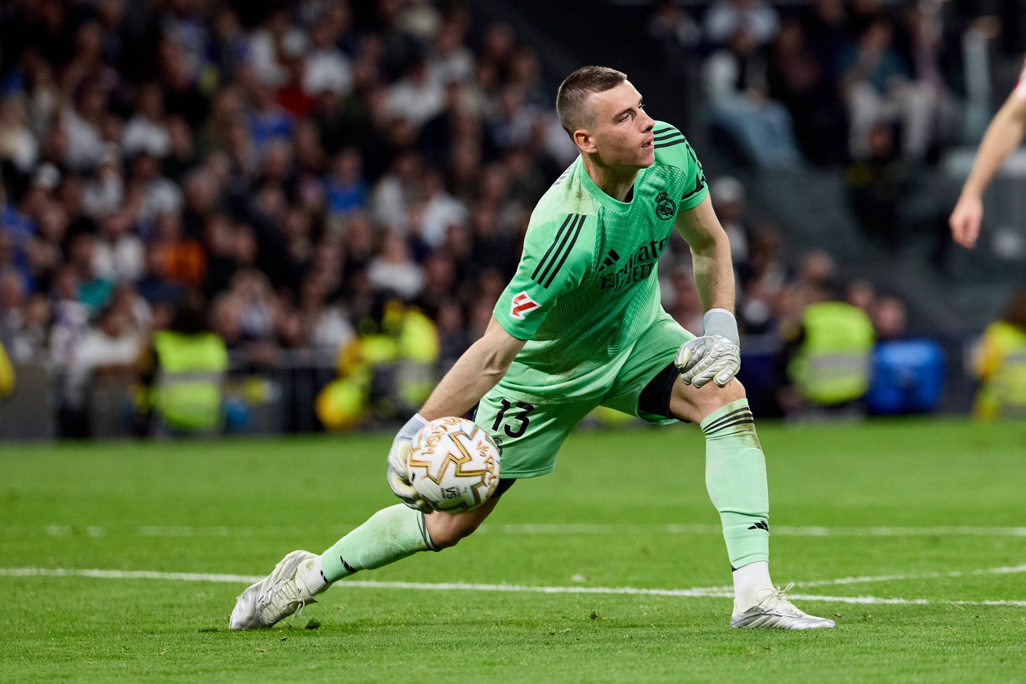 Lunin em a&ccedil;&atilde;o pelo Real Madrid