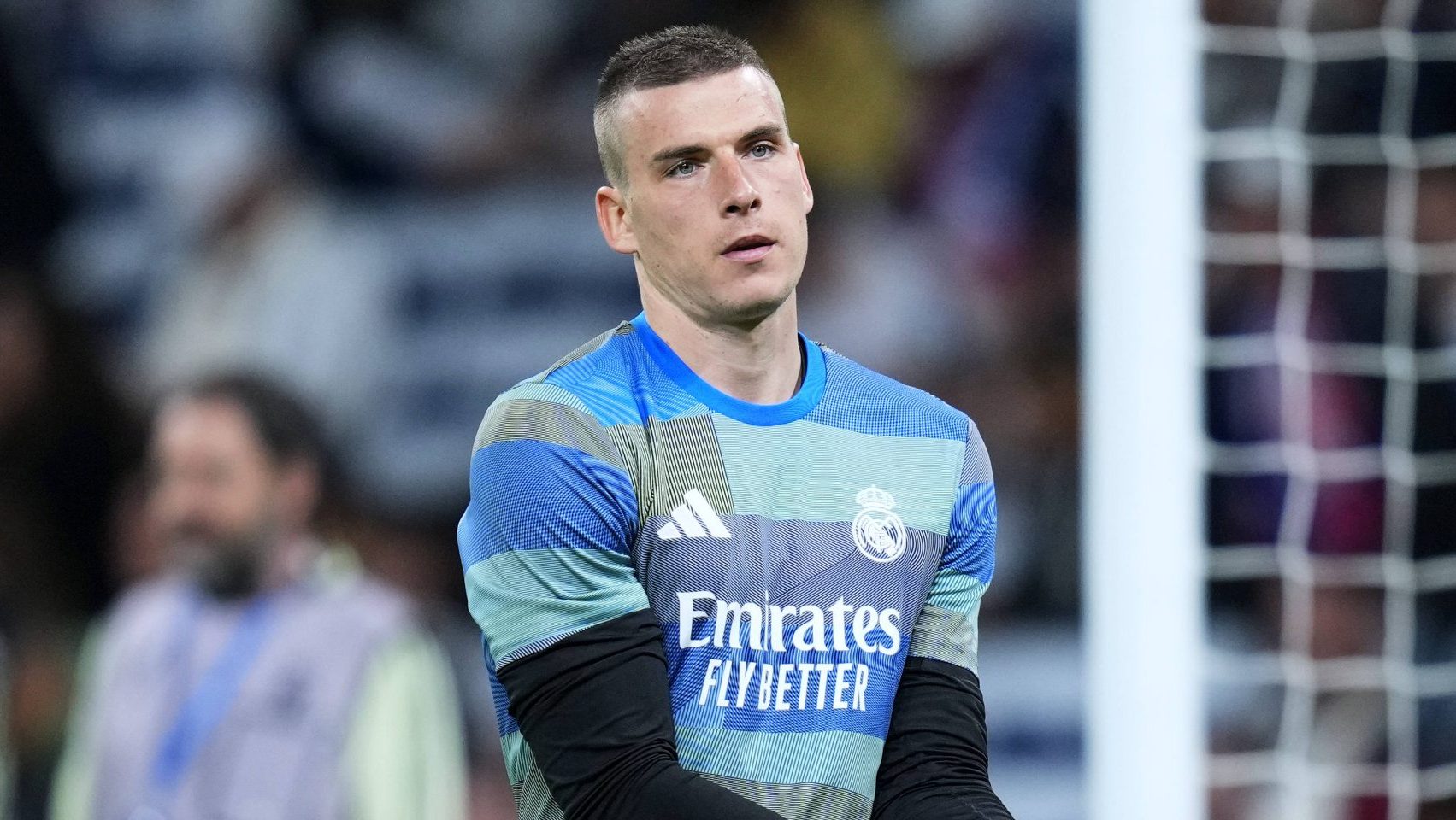 Nem titular, nem descart&aacute;vel: &lsquo;Montanha-russa&rsquo; de Lunin no Real Madrid ganha novo cap&iacute;tulo