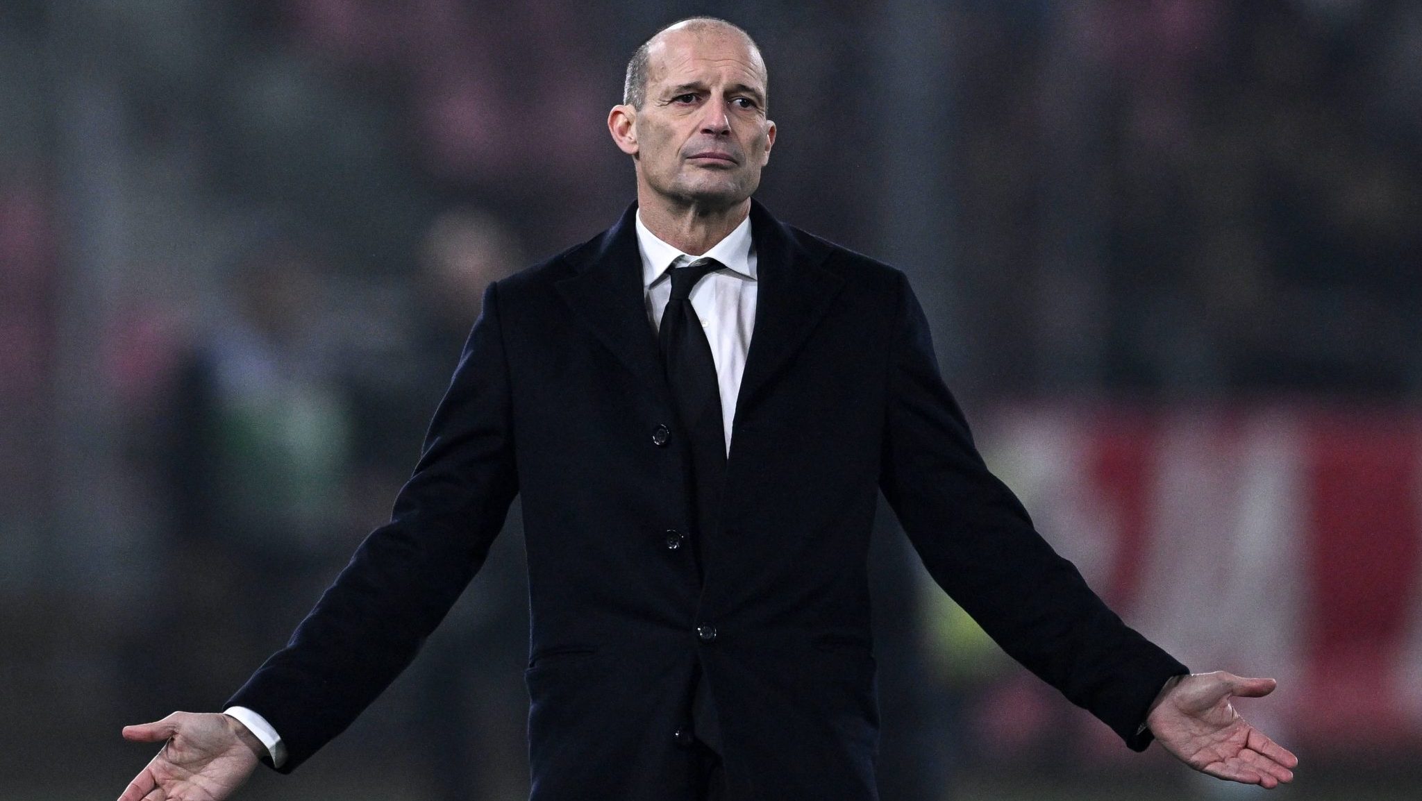 T&eacute;cnico do Milan: &lsquo;Se ele ficou em casa todas as noites, errou. Deveria ter sa&iacute;do&rsquo;