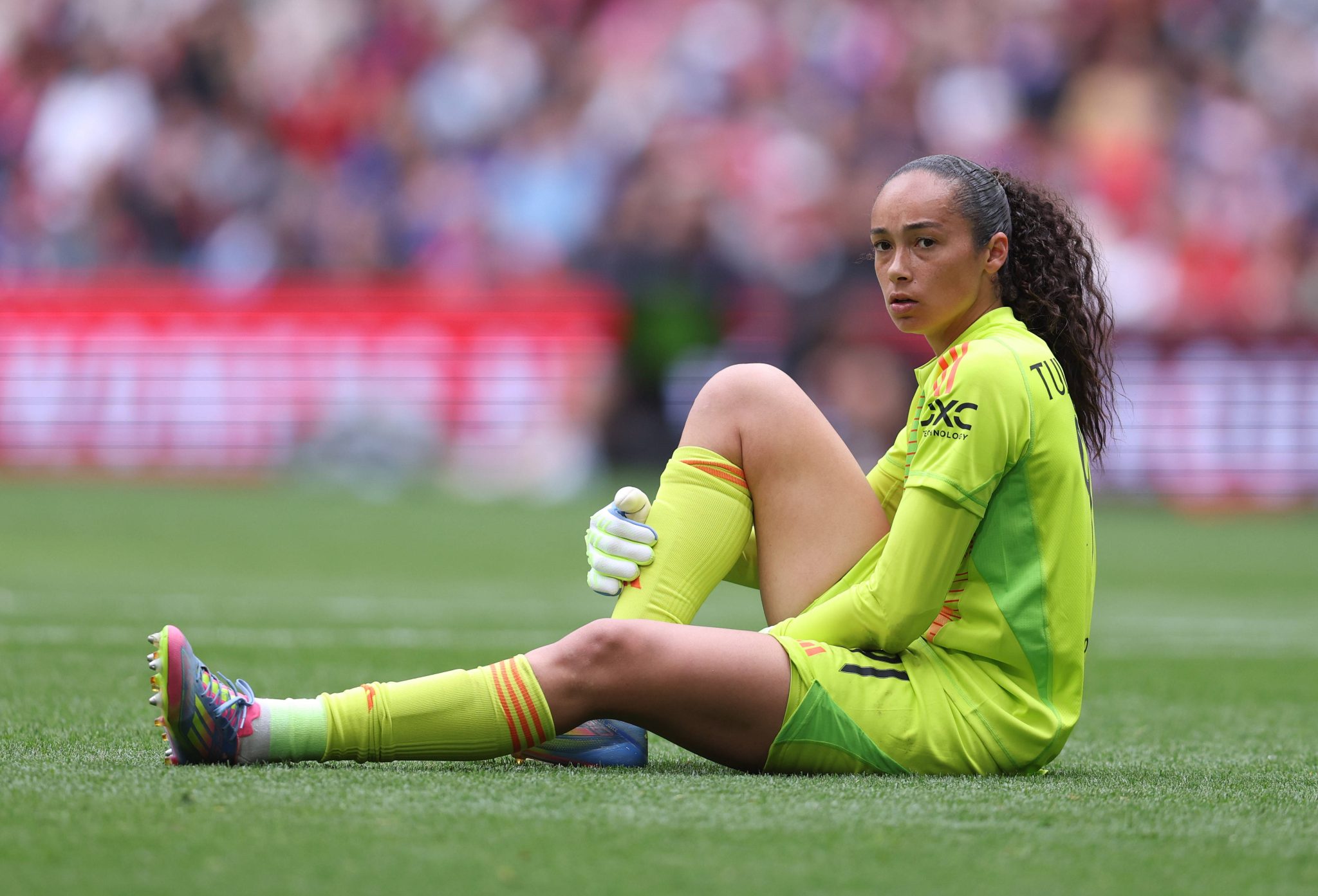 Ifab mira &lsquo;les&otilde;es estrat&eacute;gicas&rsquo; e testa nova regra contra cera de goleiros