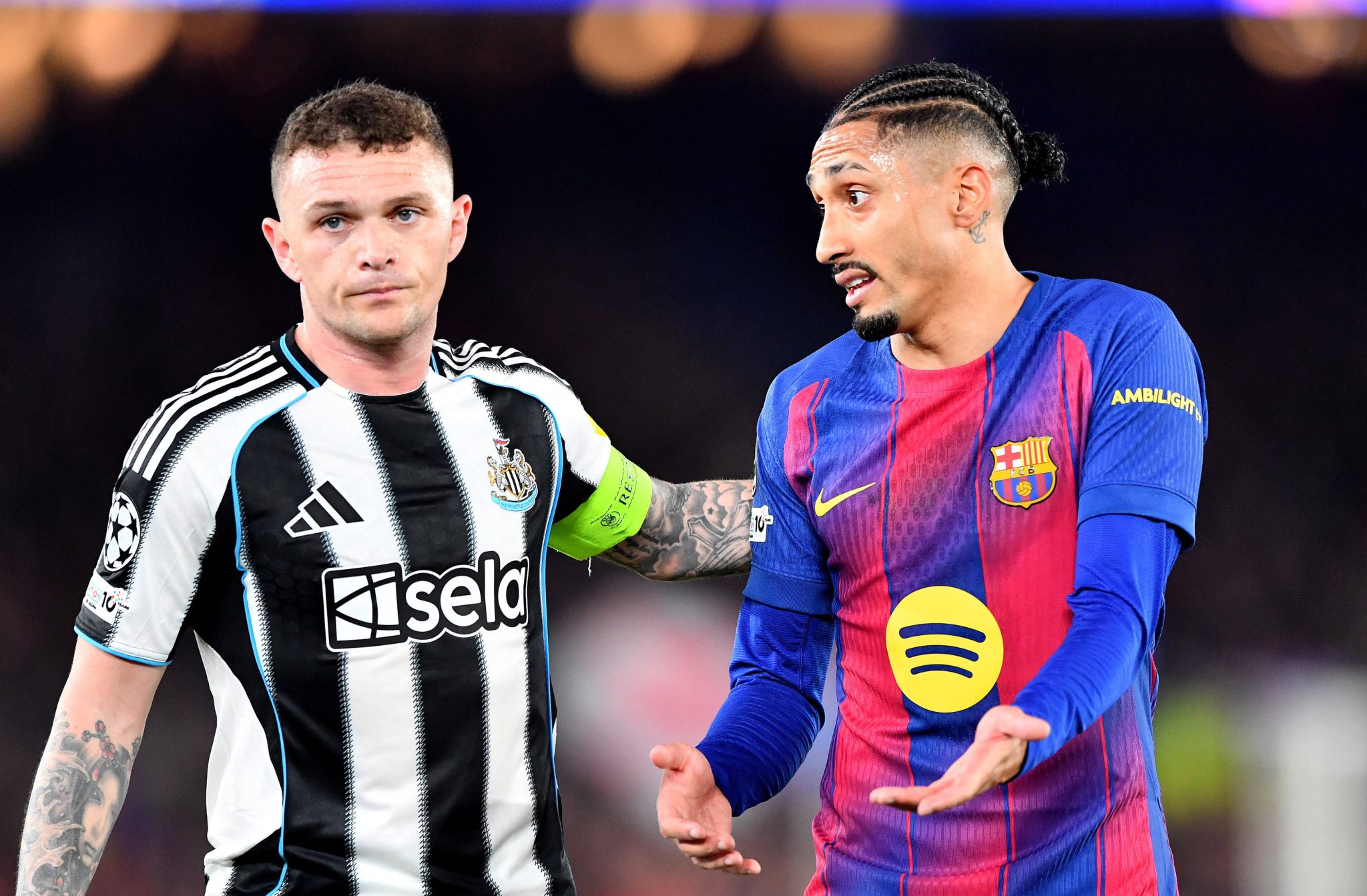 Raphinha sofreu p&ecirc;nalti de Trippier