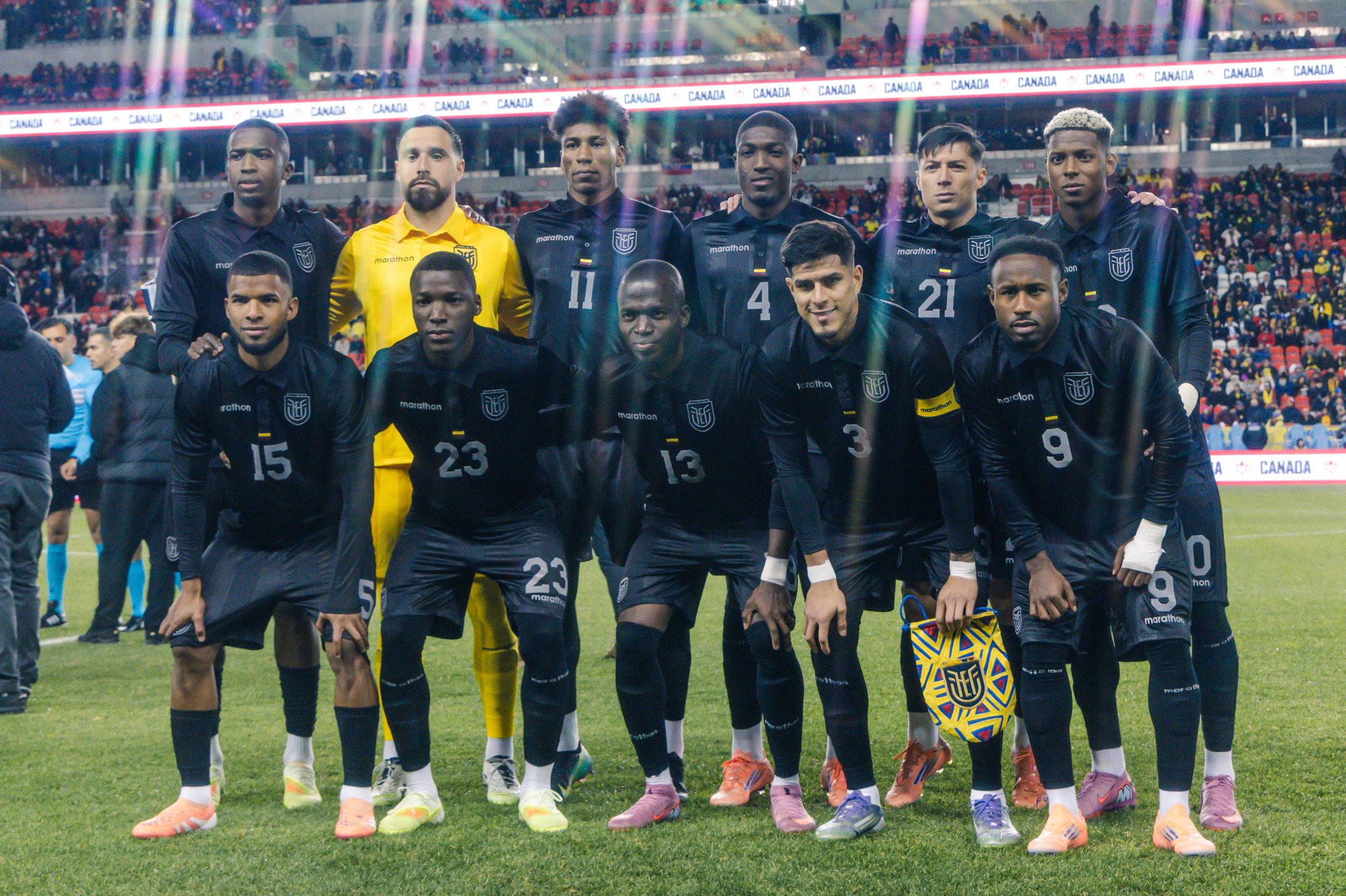 Sele&ccedil;&atilde;o equatoriana perfilada