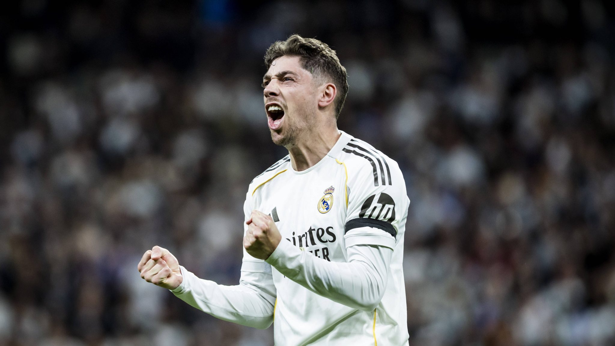 Valverde exerce 8&ordf; fun&ccedil;&atilde;o pelo Real Madrid e garante outra vit&oacute;ria em semana perfeita