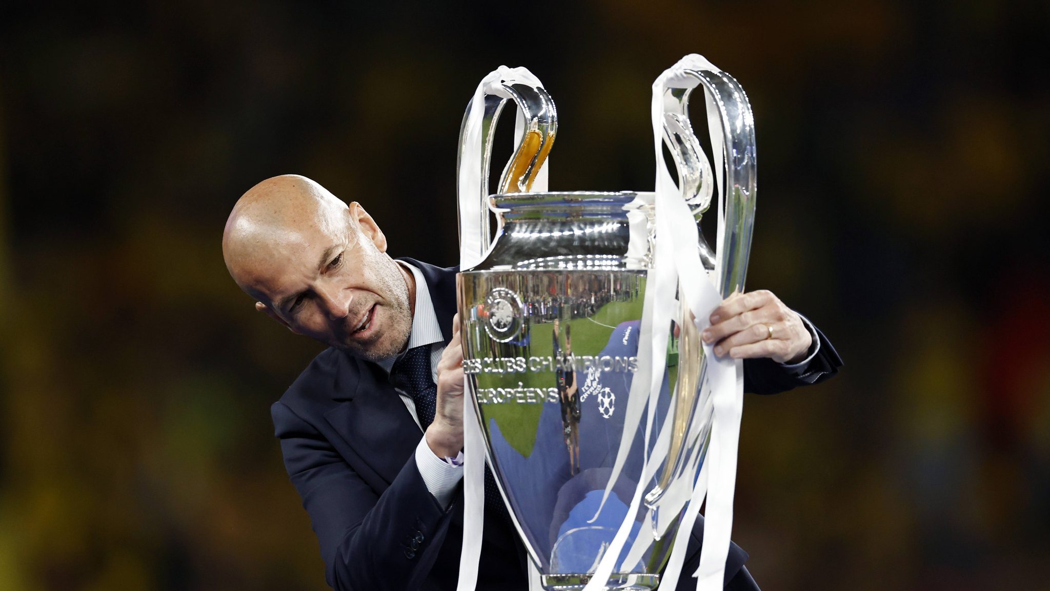 Zidane e a ta&ccedil;a da Champions League