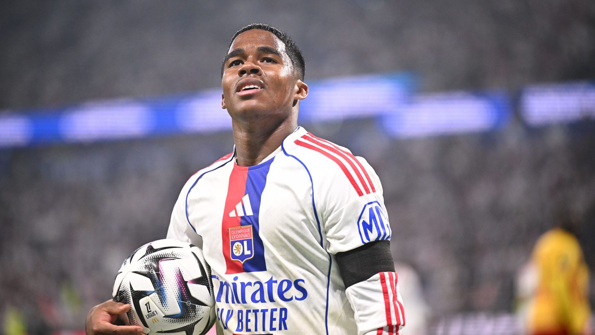 Esnobado em convocação da França ofusca Endrick em despedida com Lyon goleado